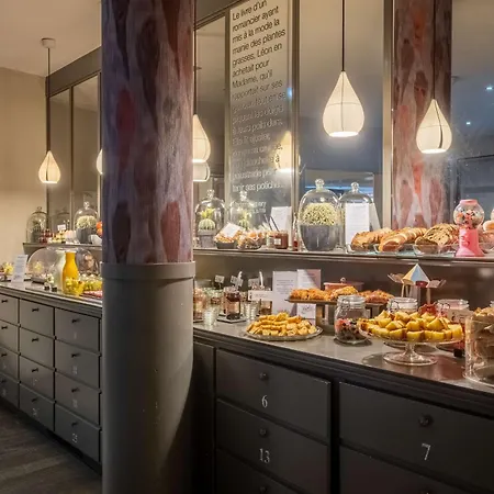 Littéraire Gustave Flaubert, Bw Signature Collection Hotel Ruan