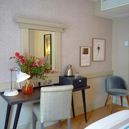 Littéraire Gustave Flaubert, Bw Signature Collection Hotel Rouen
