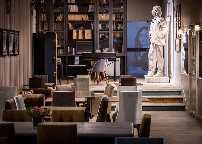 Littéraire Gustave Flaubert, Bw Signature Collection Hotel