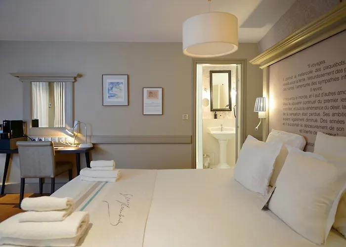 Littéraire Gustave Flaubert, Bw Signature Collection Hotel Rouen