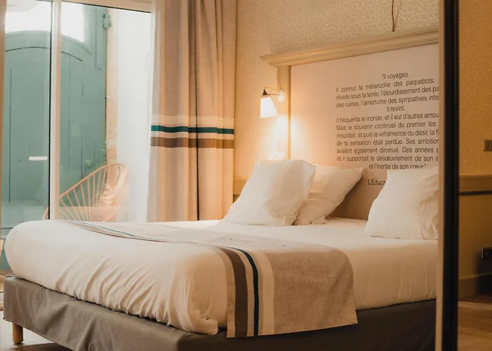 Littéraire Gustave Flaubert, Bw Signature Collection Hotel Rouen